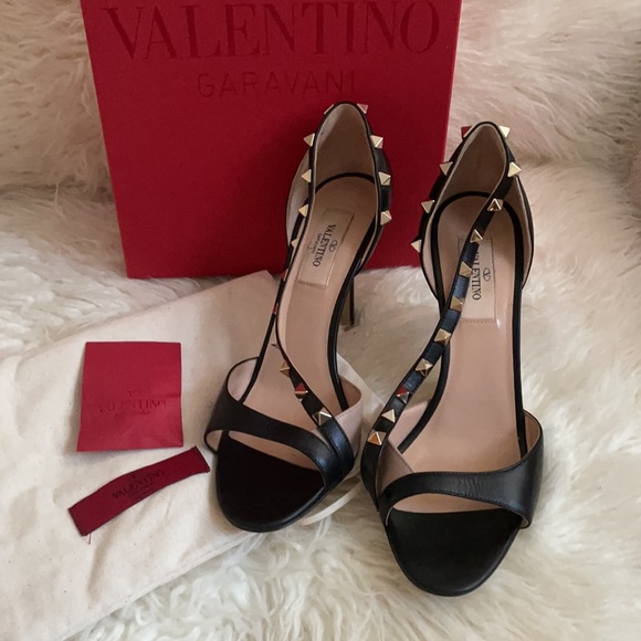 Valentino Heels - Picture 2 of 10